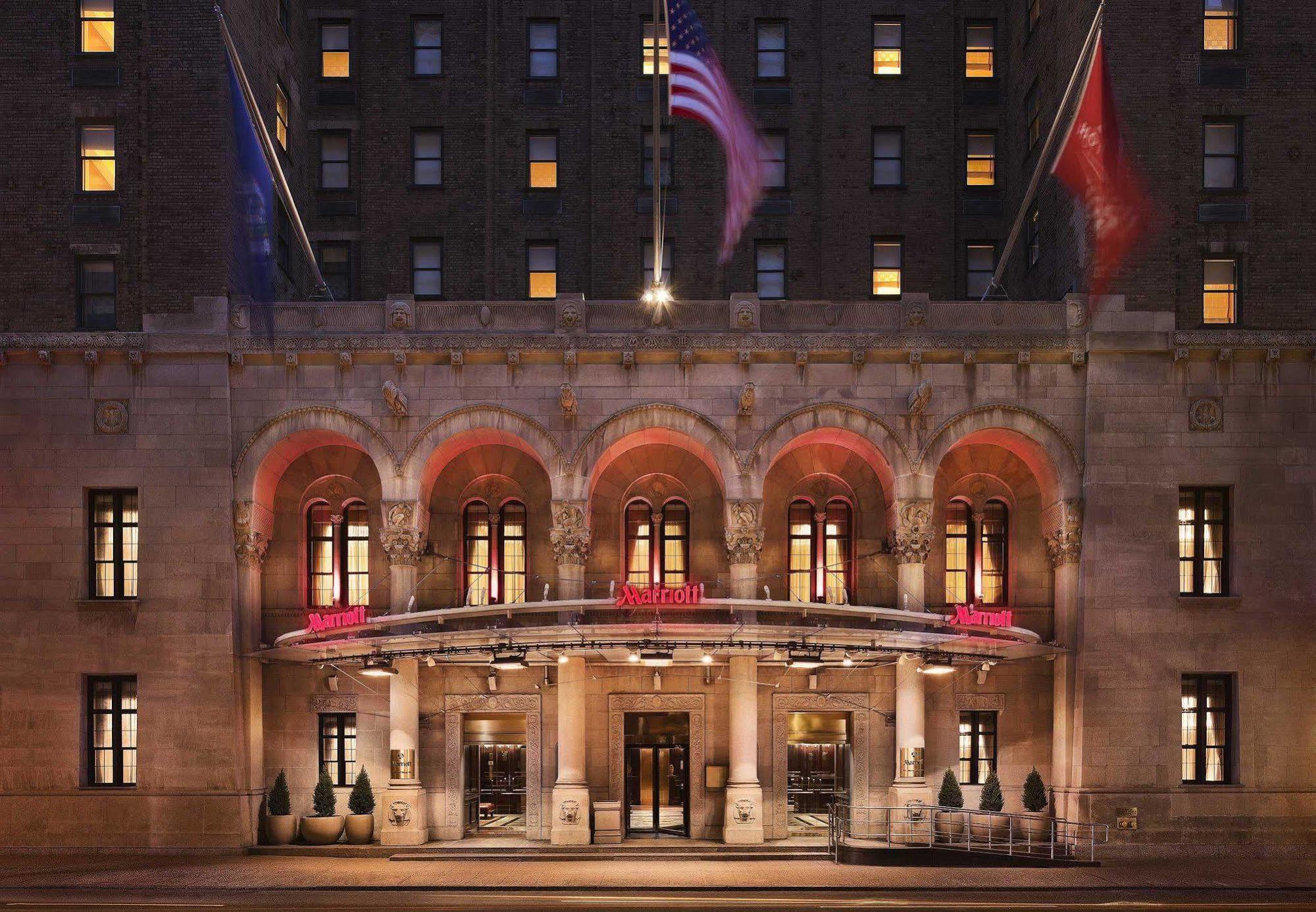 Готель New York Marriott East Side Екстер'єр фото